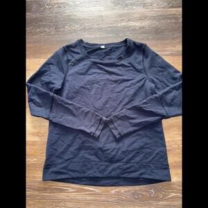 Lululemon Athletica Blue Relaxed Fit Long Sleeve Top